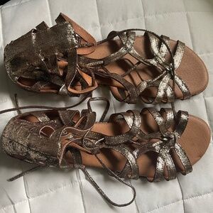 Gentle Souls Gladiator Sandals in Size 9.5
